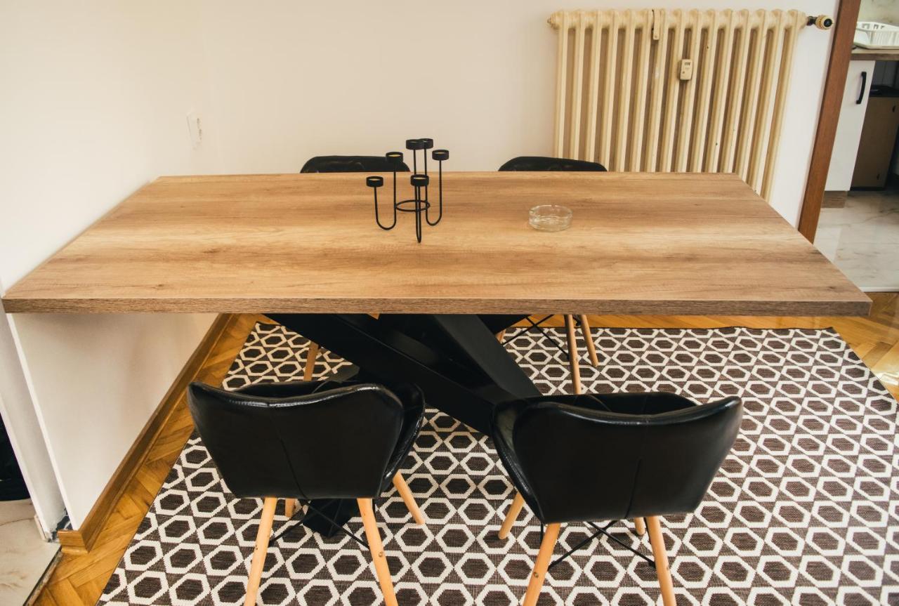 Aparment Theatre Apartment Nis Ngoại thất bức ảnh
