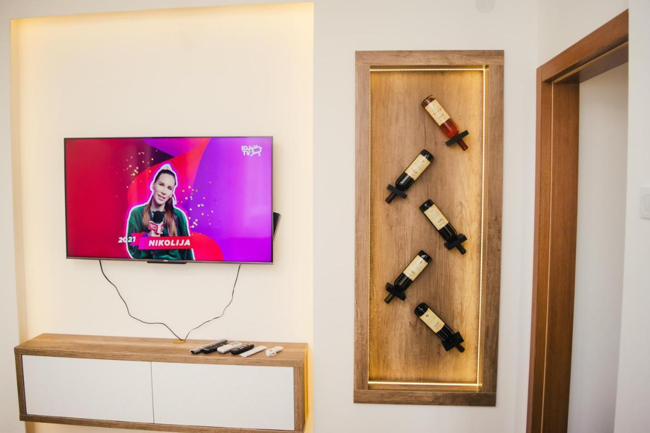 Aparment Theatre Apartment Nis Ngoại thất bức ảnh